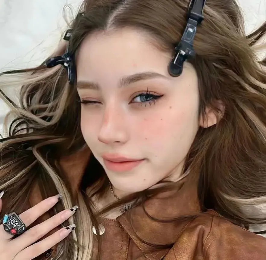 我的凡尔赛日记海报