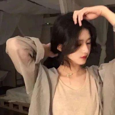 聪明女孩海报