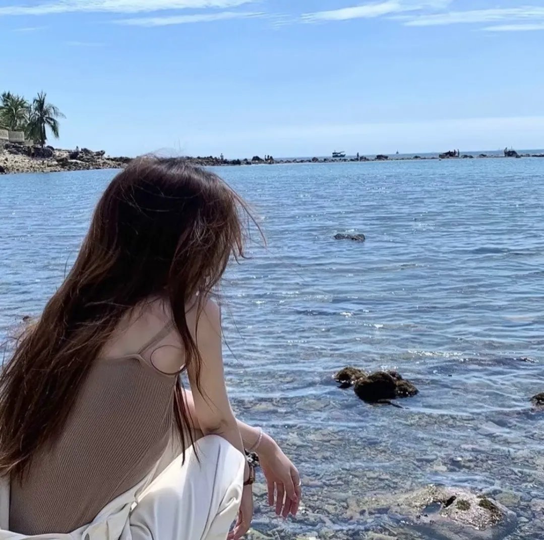 大爱晚成海报