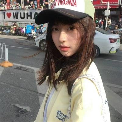 街谈巷议海报